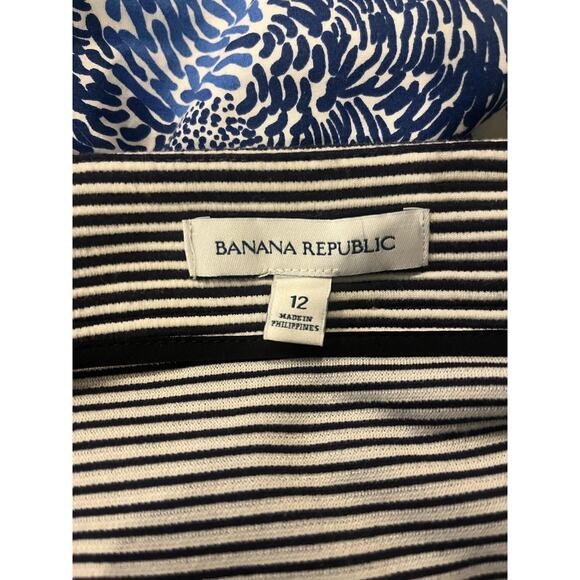 Banana Republic Striped Pencil Skirt - Picture 3 of 5